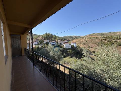 Moradia Rústica T2 Venda em Ferradosa e Sendim da Serra,Alfândega da Fé