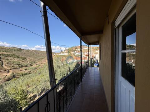 Moradia Rústica T2 Venda em Ferradosa e Sendim da Serra,Alfândega da Fé