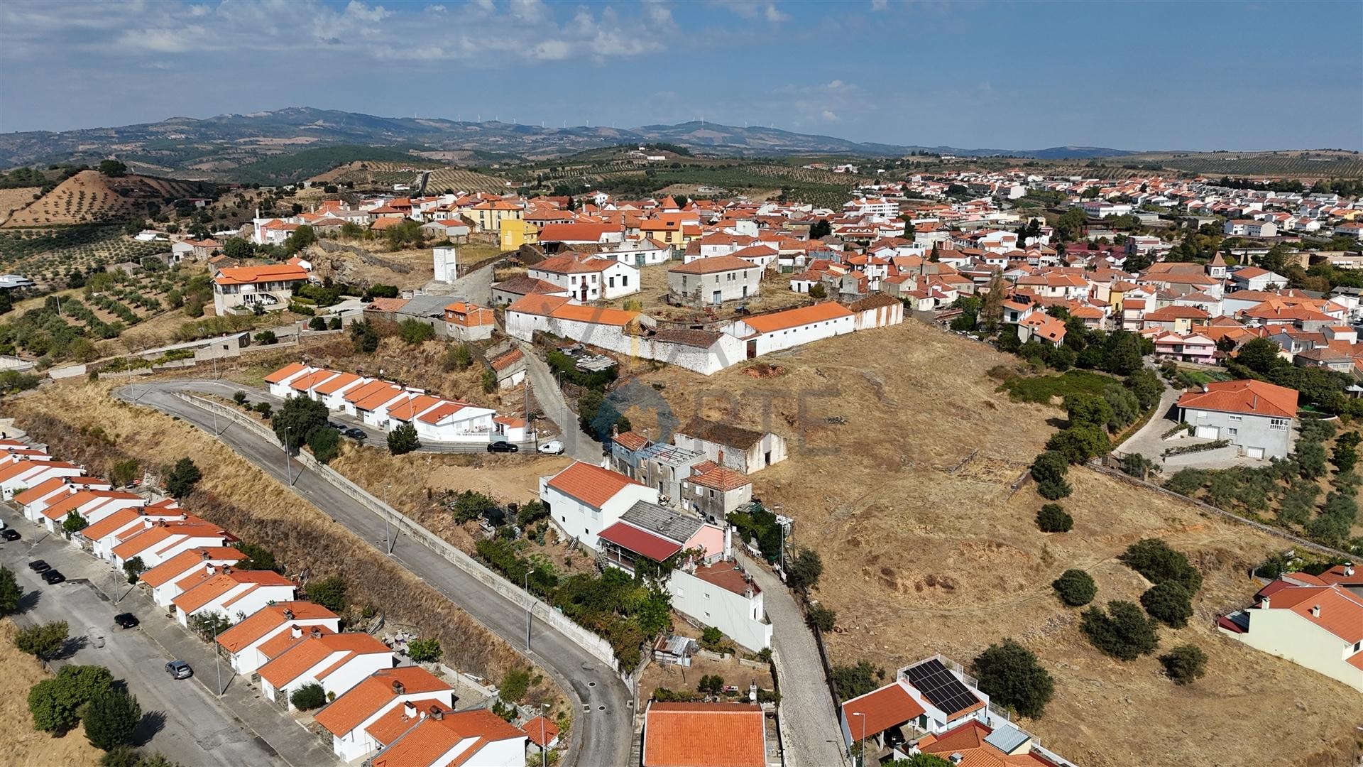 Moradia Devoluta T1 Venda em Alfândega da Fé,Alfândega da Fé