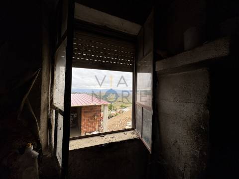 Moradia Devoluta T1 Venda em Alfândega da Fé,Alfândega da Fé