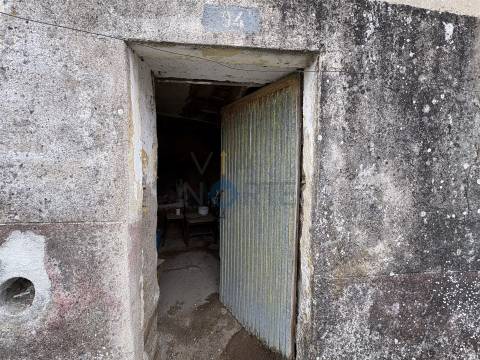 Moradia Devoluta T1 Venda em Alfândega da Fé,Alfândega da Fé