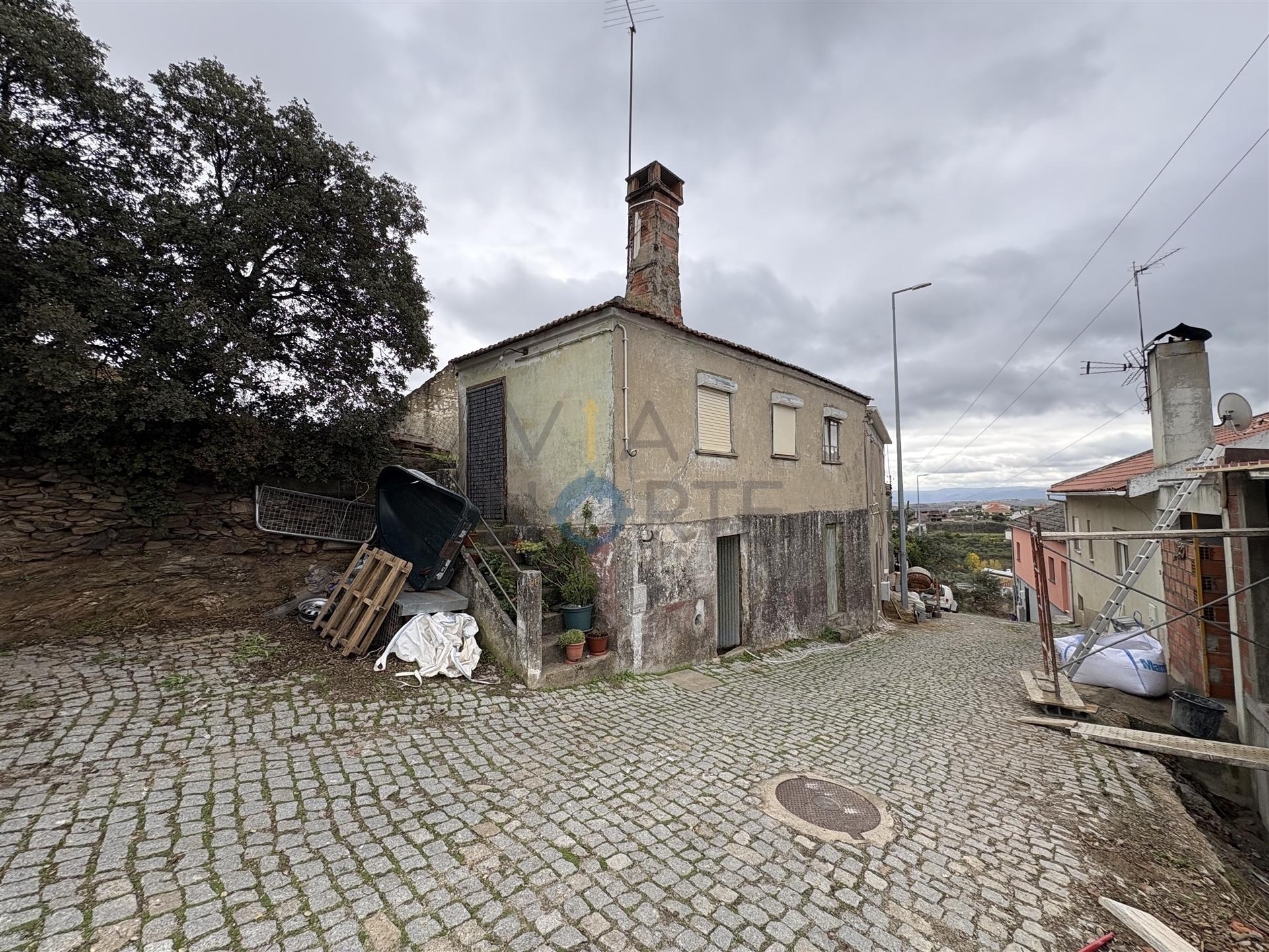 Moradia Devoluta T1 Venda em Alfândega da Fé,Alfândega da Fé