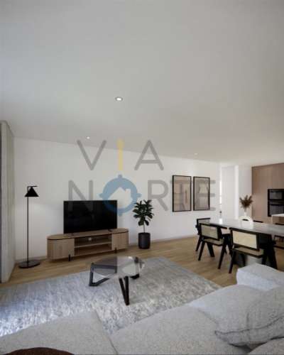 Apartamento T0 Venda em Sé, Santa Maria e Meixedo,Bragança