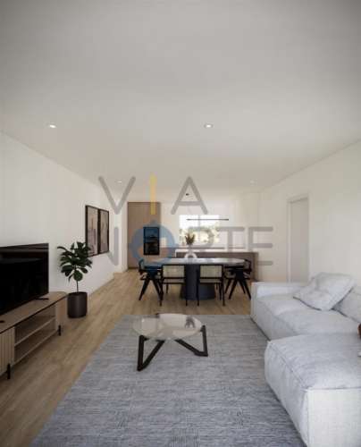 Apartamento T0 Venda em Sé, Santa Maria e Meixedo,Bragança