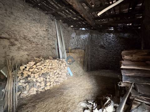 Moradia Devoluta T2 Venda em Vilar Chão,Alfândega da Fé