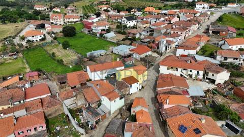 Moradia Devoluta T2 Venda em Vilar Chão,Alfândega da Fé