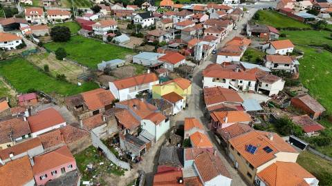 Moradia Devoluta T2 Venda em Vilar Chão,Alfândega da Fé