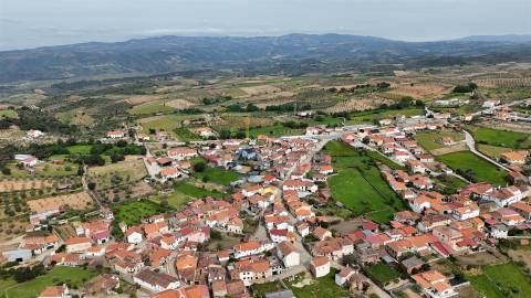 Moradia Devoluta T2 Venda em Vilar Chão,Alfândega da Fé