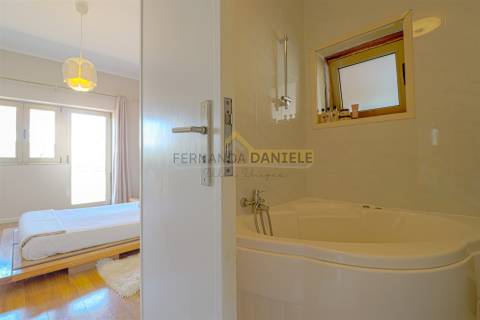 Moradia T4 a 850 metros da Praia da Madalena, em Vila Nova de Gaia!