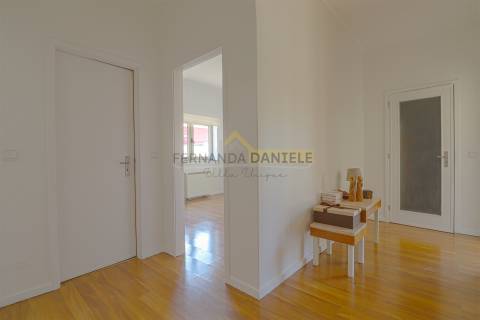 Moradia T4 a 850 metros da Praia da Madalena, em Vila Nova de Gaia!