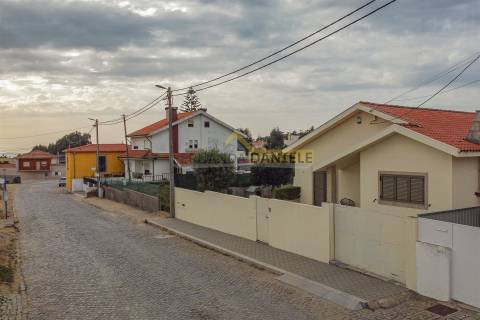 Moradia T4 a 850 metros da Praia da Madalena, em Vila Nova de Gaia!