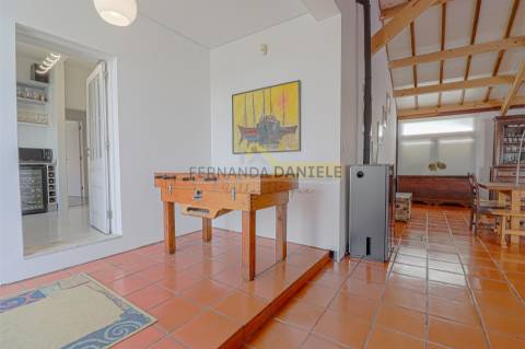 Moradia T4 a 850 metros da Praia da Madalena, em Vila Nova de Gaia!