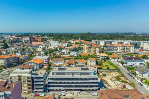 Apartamento T4  - Condomínio Feira’s Prime