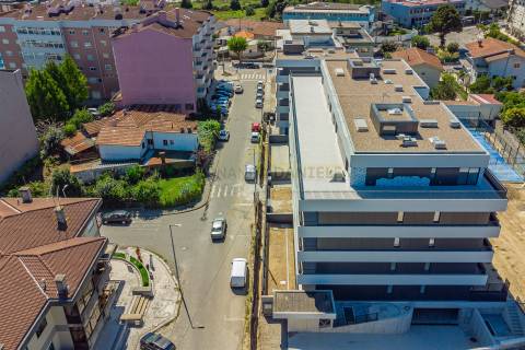 Apartamento T4  - Condomínio Feira’s Prime