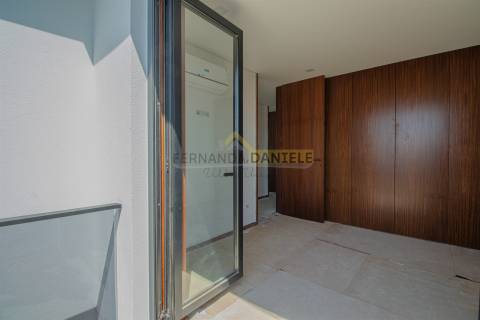 Moradia Nova Isolada T4 em Esmoriz