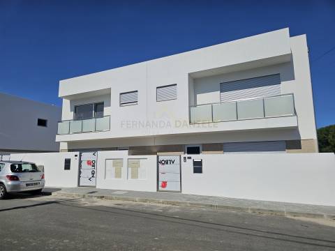 Moradia T3+1 em Lobão: O Seu Novo Lar de Sonho!