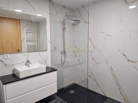 Moradia T3+1 em Lobão: O Seu Novo Lar de Sonho!