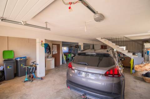 Moradia isolada T4, com terreno de 900 metros em Sanfins