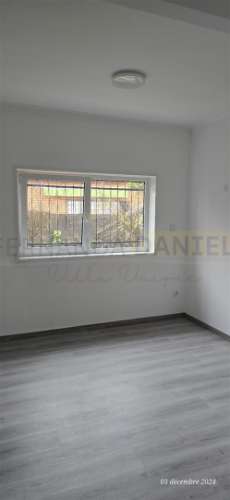 Moradia Isolada T5, parcialmente remodelada, varandas, garagem fechada&#65279; e sotão!