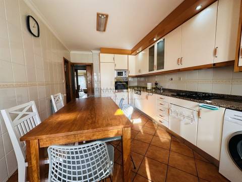 Apartamento T3 para ARRENDAMENTO em Santa Maria da Feira