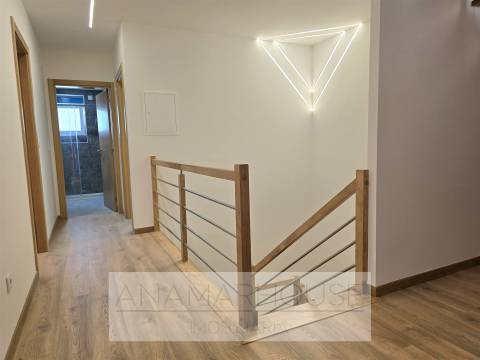 T3 remodelado na Venda Nova, Amadora, Lisboa