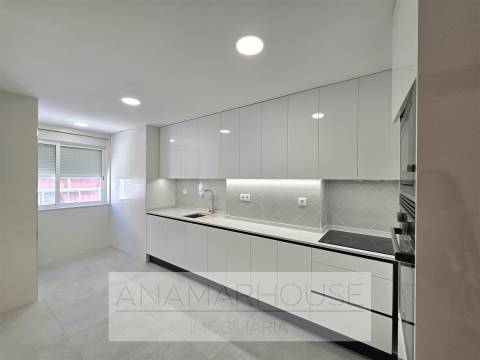 T3 remodelado na Venda Nova, Amadora, Lisboa