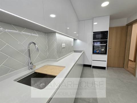 T3 remodelado na Venda Nova, Amadora, Lisboa