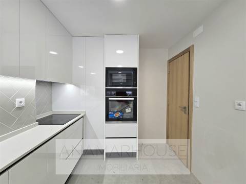 T3 remodelado na Venda Nova, Amadora, Lisboa