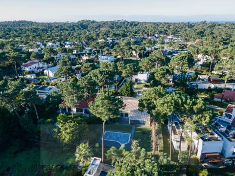 Moradia Isolada T4 com piscina na Aroeira,Herdade da Aroeira,Charneca da Caparica