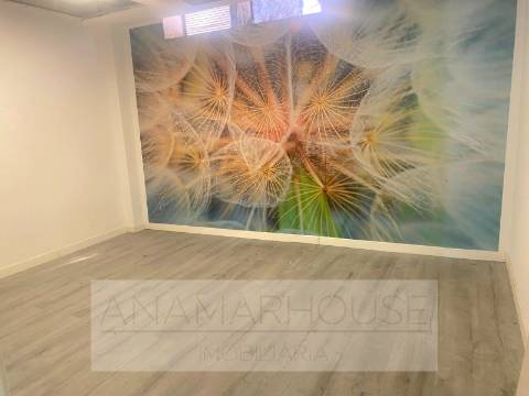 Loja na Idanha, Belas, Sintra