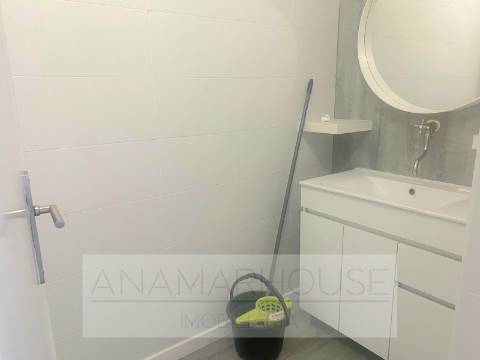 Loja na Idanha, Belas, Sintra