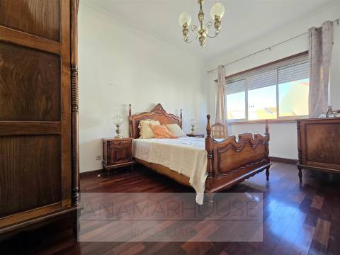 T2 pronto a Habitar, Falagueira Venda Nova, Amadora