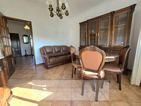 T2 pronto a Habitar, Falagueira Venda Nova, Amadora