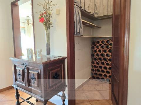 T2 pronto a Habitar, Falagueira Venda Nova, Amadora