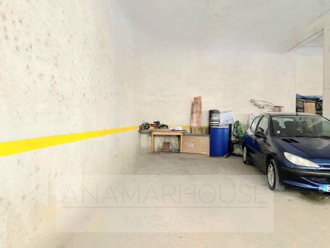 T3 com parqueamento na Encosta do Sol,Amadora