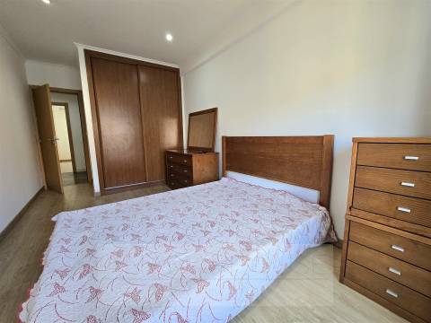 T3 com parqueamento na Encosta do Sol,Amadora