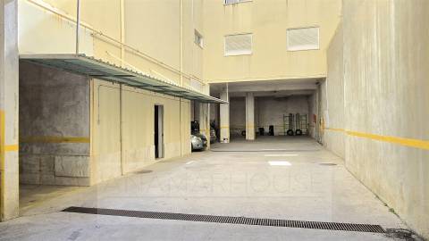 T3 com parqueamento na Encosta do Sol,Amadora
