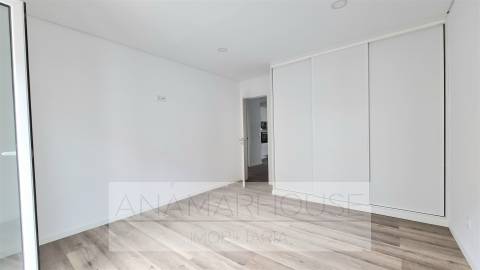 T2 remodelado, Póvoa De Santo Adrião, Olival de Basto, Odivelas