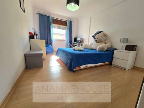 T3, com varandas, arrecadação pronto a habitar, Massama e Monte Abraão, Queluz,