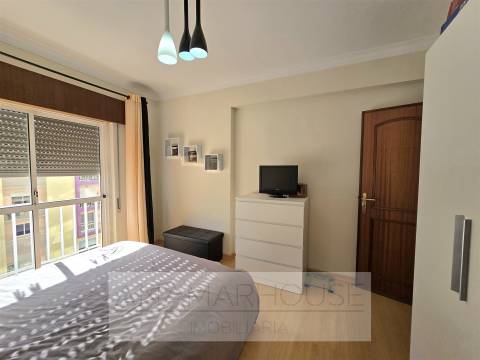 T3, com varandas, arrecadação pronto a habitar, Massama e Monte Abraão, Queluz,