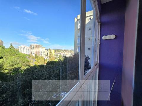 T3, com varandas, arrecadação pronto a habitar, Massama e Monte Abraão, Queluz,