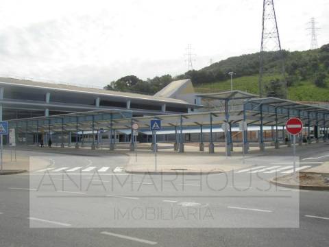 T2 remodelado, Póvoa De Santo Adrião, Olival de Basto, Odivelas