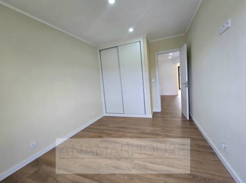 T1 Belas remodelado com terraço,Queluz,Lisboa