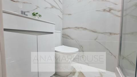 T3 Remodelado com varandas na Amadora, Mina De Água