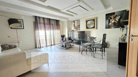 T3 Colinas Do Cruzeiro com 2 Garagens box