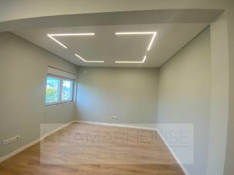 Prédio para investimento na Amadora