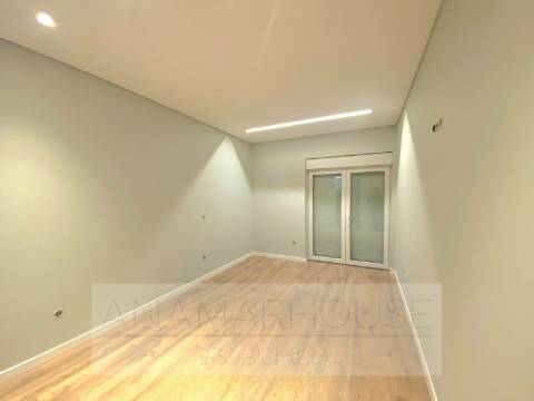 Prédio para investimento na Amadora