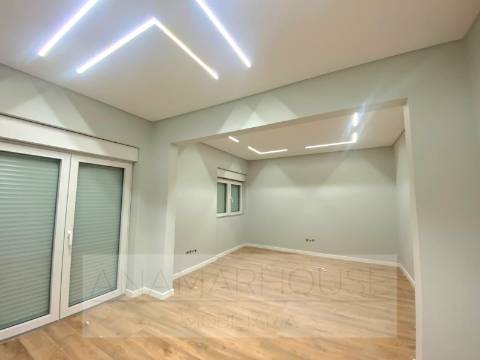 Prédio para investimento na Amadora