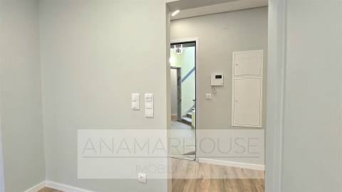 Apartamento T2 Venda em Mina de Água,Amadora