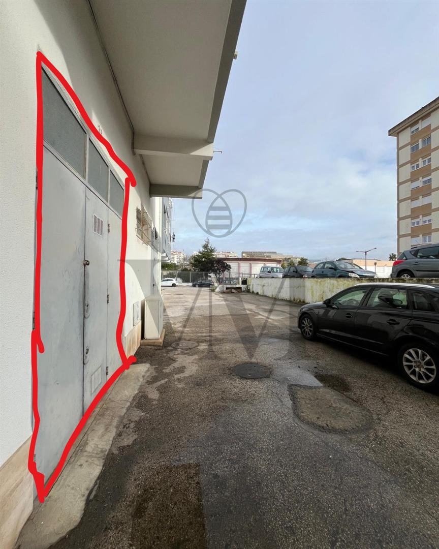 Garagem  Venda em Charneca de Caparica e Sobreda,Almada